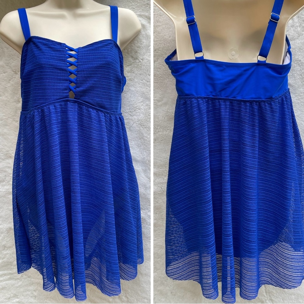 BloomChic One-Piece Swimsuit Flattering Tummy Control Size 14 / 16 NWOT